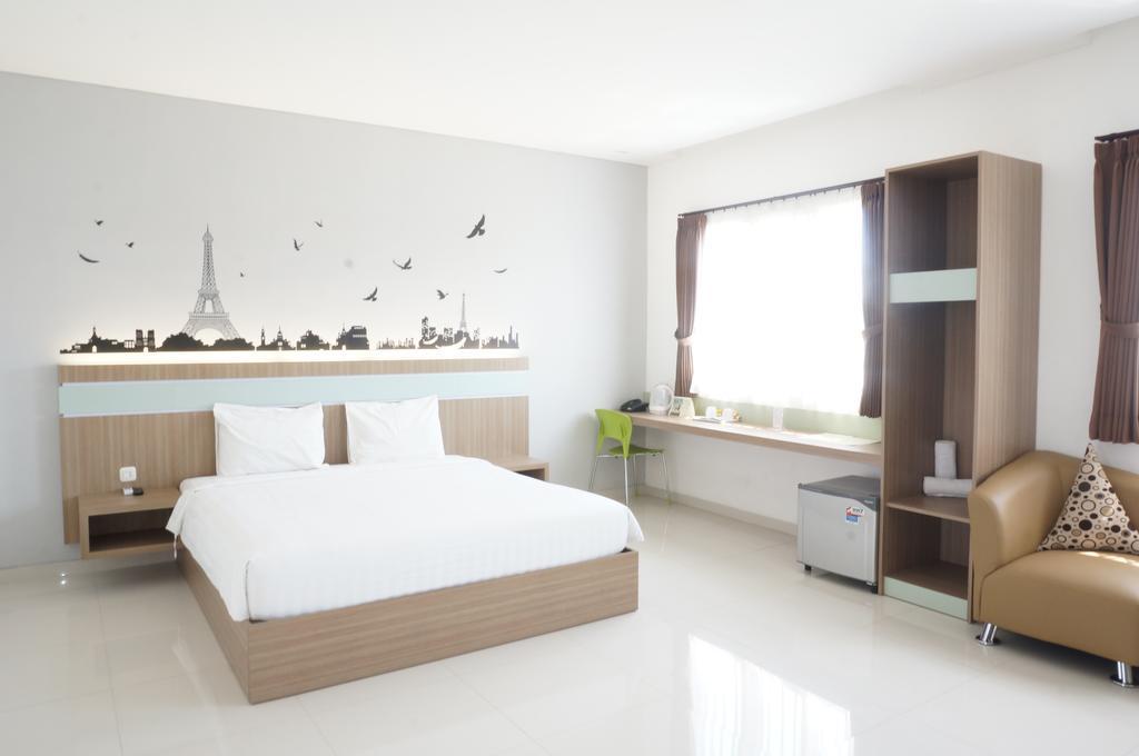 Rumah Cassa Guest House Σουραμπάγια Εξωτερικό φωτογραφία