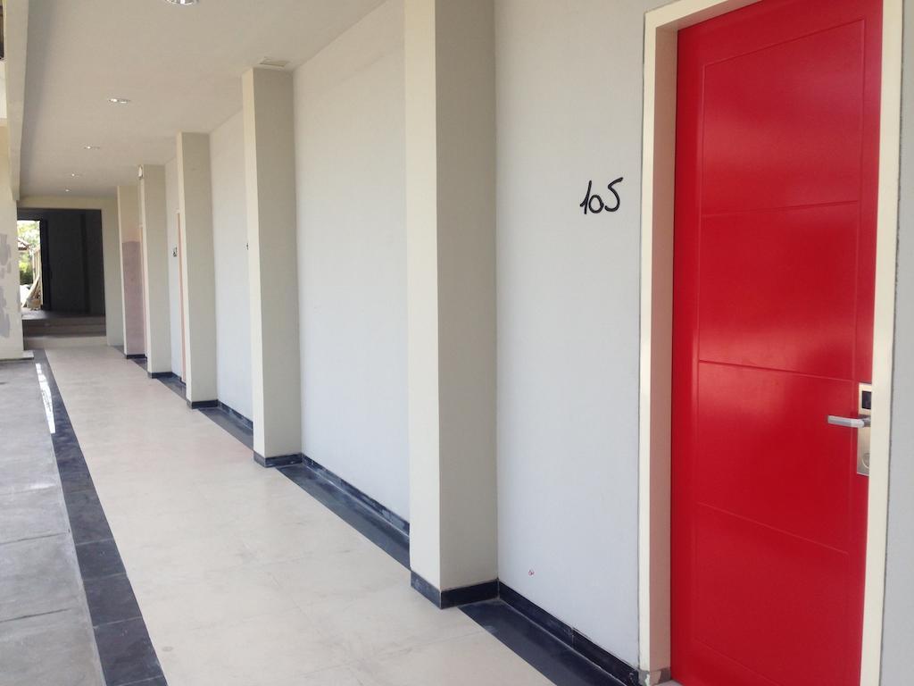 Rumah Cassa Guest House Σουραμπάγια Εξωτερικό φωτογραφία