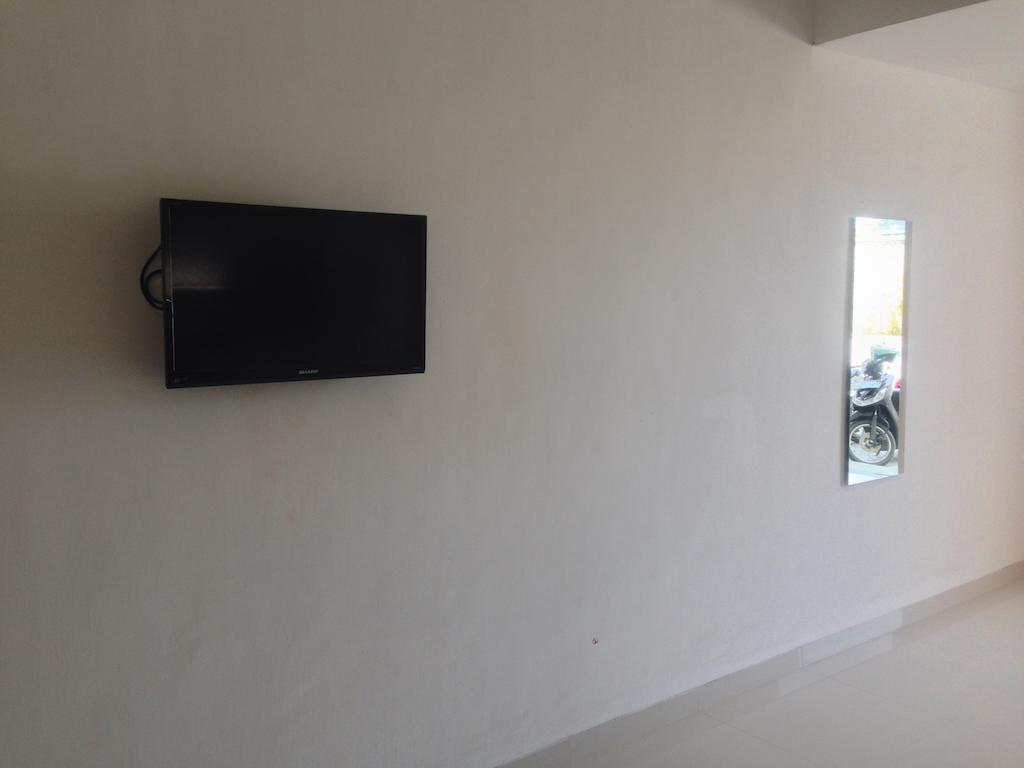 Rumah Cassa Guest House Σουραμπάγια Δωμάτιο φωτογραφία