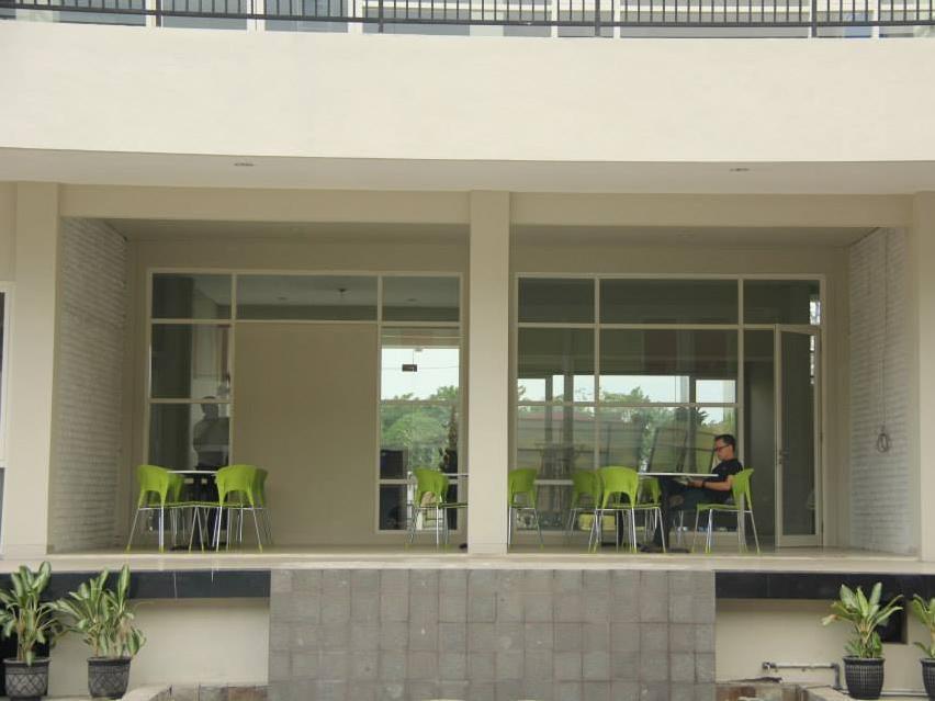 Rumah Cassa Guest House Σουραμπάγια Εξωτερικό φωτογραφία