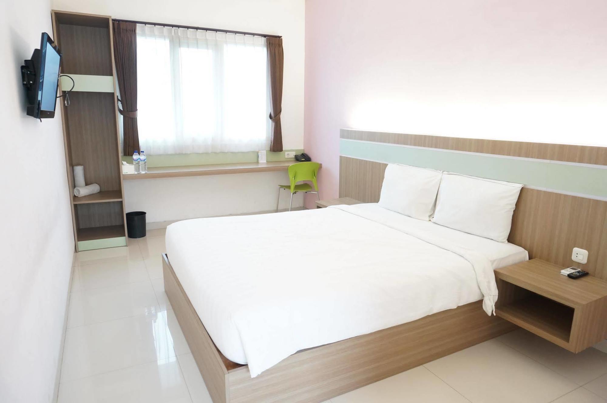 Rumah Cassa Guest House Σουραμπάγια Εξωτερικό φωτογραφία